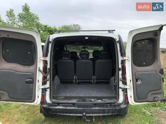 Рено Кенгу, объемом двигателя 1.5 л и пробегом 219 тыс. км за 7500 $, фото 13 на Automoto.ua