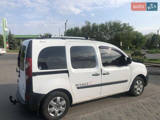 Рено Кенгу, объемом двигателя 1.5 л и пробегом 219 тыс. км за 7500 $, фото 3 на Automoto.ua
