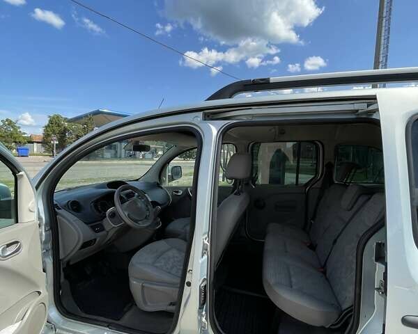 Рено Кенгу, объемом двигателя 1.6 л и пробегом 221 тыс. км за 7500 $, фото 20 на Automoto.ua