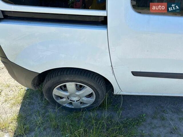 Рено Кенгу, объемом двигателя 1.5 л и пробегом 175 тыс. км за 6800 $, фото 4 на Automoto.ua