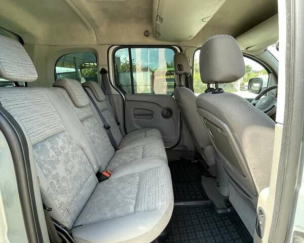 Рено Кенгу, объемом двигателя 1.6 л и пробегом 221 тыс. км за 7500 $, фото 8 на Automoto.ua