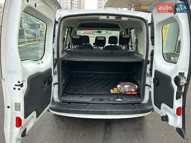 Рено Кенгу, объемом двигателя 1.5 л и пробегом 190 тыс. км за 7500 $, фото 10 на Automoto.ua