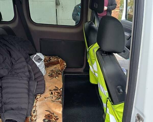 Рено Кєнгу, об'ємом двигуна 1.5 л та пробігом 233 тис. км за 7800 $, фото 8 на Automoto.ua