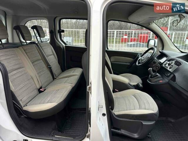 Рено Кенгу, объемом двигателя 1.5 л и пробегом 190 тыс. км за 7500 $, фото 24 на Automoto.ua