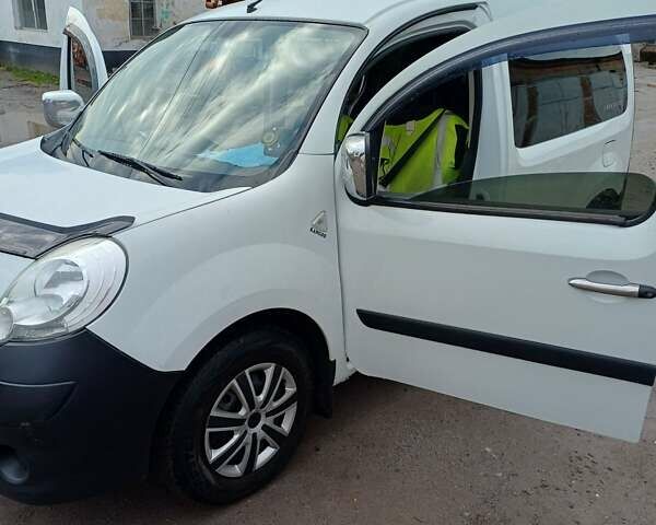 Рено Кєнгу, об'ємом двигуна 1.5 л та пробігом 233 тис. км за 7800 $, фото 2 на Automoto.ua