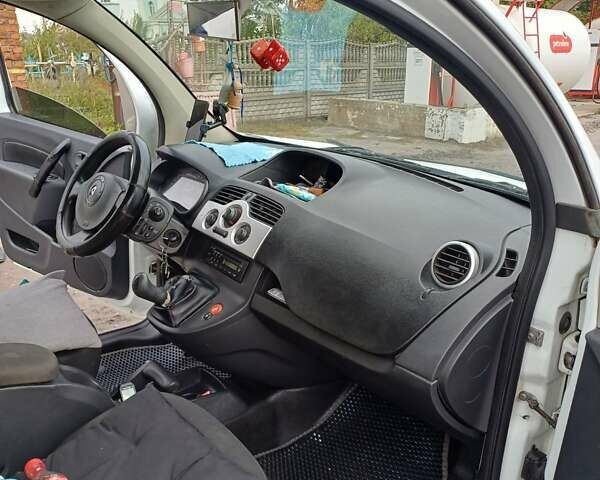 Рено Кєнгу, об'ємом двигуна 1.5 л та пробігом 233 тис. км за 7800 $, фото 7 на Automoto.ua