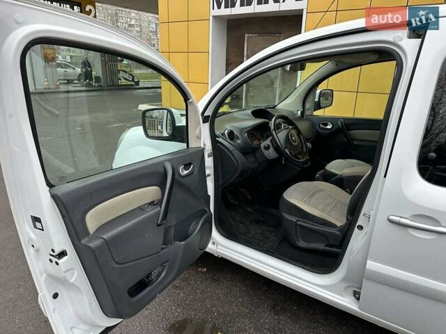 Рено Кенгу, объемом двигателя 1.5 л и пробегом 190 тыс. км за 7500 $, фото 8 на Automoto.ua