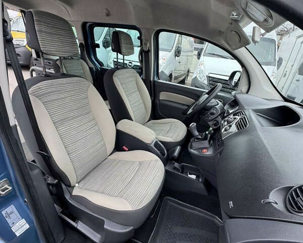 Рено Кенгу, объемом двигателя 0 л и пробегом 286 тыс. км за 7500 $, фото 11 на Automoto.ua