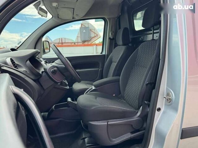 Рено Кенгу, объемом двигателя 0 л и пробегом 35 тыс. км за 6490 $, фото 8 на Automoto.ua