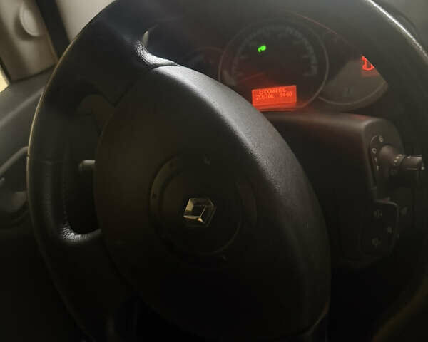 Рено Кєнгу, об'ємом двигуна 0 л та пробігом 143 тис. км за 4900 $, фото 4 на Automoto.ua