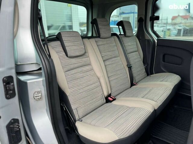 Рено Кєнгу, об'ємом двигуна 1.5 л та пробігом 227 тис. км за 9500 $, фото 29 на Automoto.ua