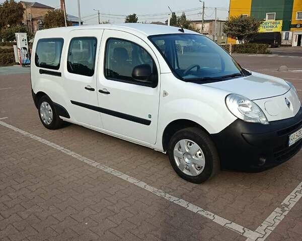 Рено Кенгу, объемом двигателя 0 л и пробегом 120 тыс. км за 7500 $, фото 3 на Automoto.ua