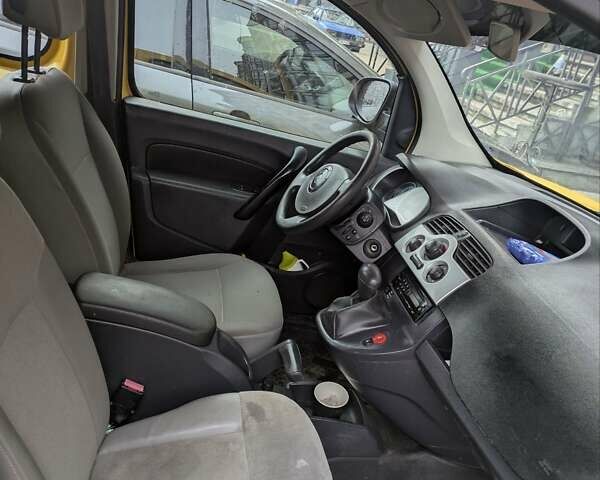 Рено Кенгу, объемом двигателя 0 л и пробегом 160 тыс. км за 4000 $, фото 4 на Automoto.ua