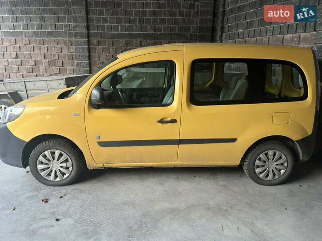Рено Кєнгу, об'ємом двигуна 0 л та пробігом 120 тис. км за 4700 $, фото 3 на Automoto.ua