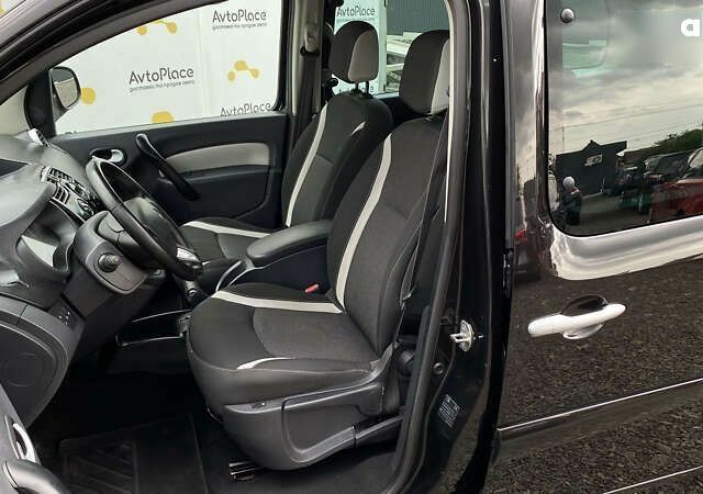 Рено Кенгу, объемом двигателя 1.5 л и пробегом 226 тыс. км за 10700 $, фото 12 на Automoto.ua