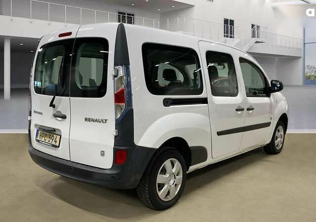 Рено Кенгу, объемом двигателя 0 л и пробегом 49 тыс. км за 8586 $, фото 11 на Automoto.ua