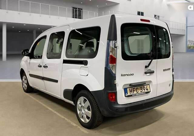 Рено Кенгу, объемом двигателя 0 л и пробегом 49 тыс. км за 7500 $, фото 13 на Automoto.ua