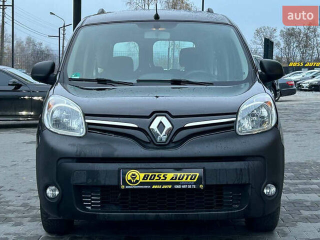 Рено Кенгу, объемом двигателя 1.5 л и пробегом 228 тыс. км за 10500 $, фото 1 на Automoto.ua