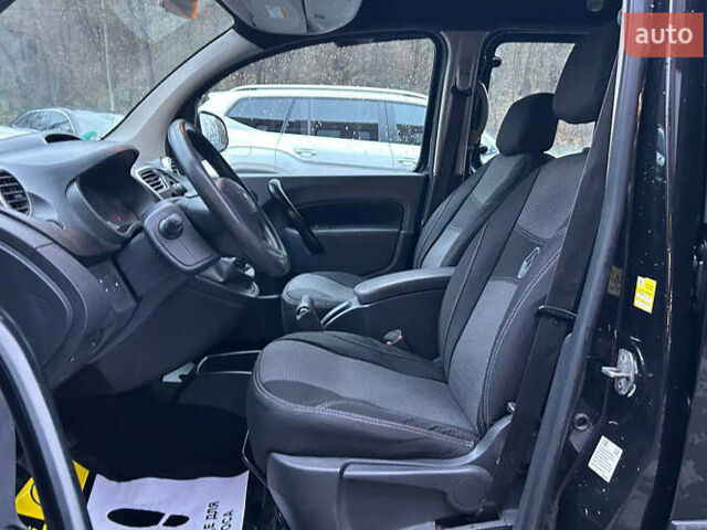 Рено Кенгу, объемом двигателя 1.5 л и пробегом 228 тыс. км за 10500 $, фото 8 на Automoto.ua