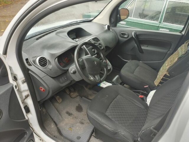 Рено Кенгу, объемом двигателя 0 л и пробегом 0 тыс. км за 6700 $, фото 17 на Automoto.ua