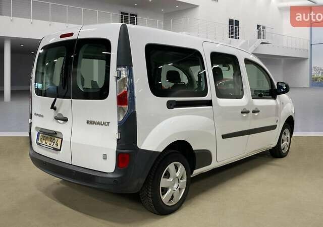 Рено Кенгу, объемом двигателя 0 л и пробегом 49 тыс. км за 9243 $, фото 11 на Automoto.ua