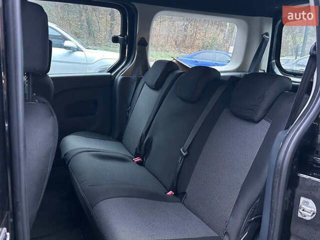 Рено Кенгу, объемом двигателя 1.5 л и пробегом 228 тыс. км за 10500 $, фото 22 на Automoto.ua