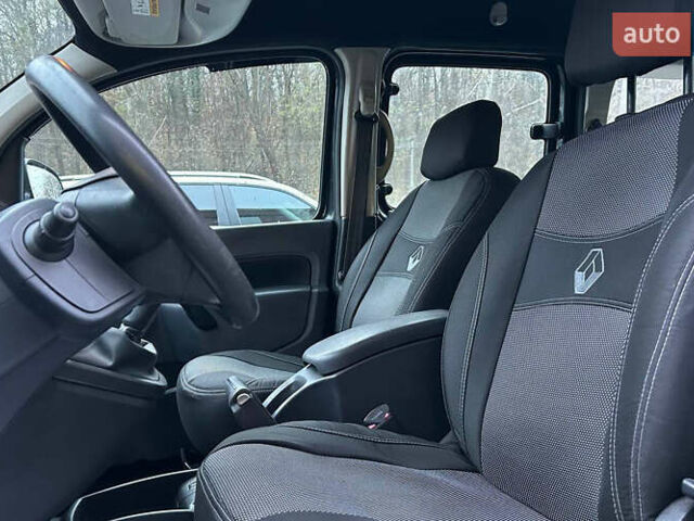 Рено Кенгу, объемом двигателя 1.5 л и пробегом 228 тыс. км за 10500 $, фото 10 на Automoto.ua