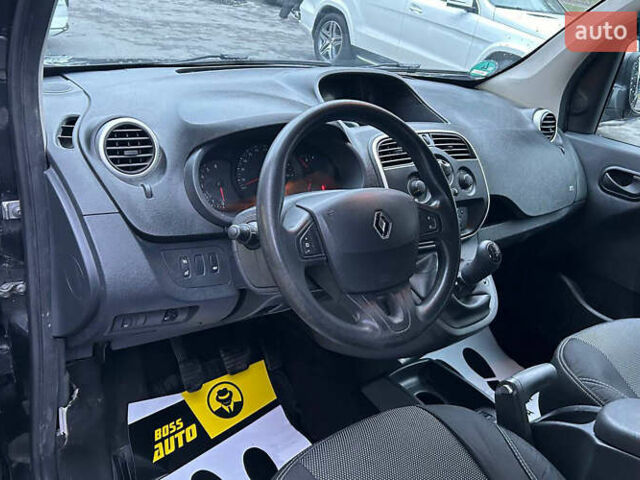 Рено Кенгу, объемом двигателя 1.5 л и пробегом 228 тыс. км за 10500 $, фото 9 на Automoto.ua