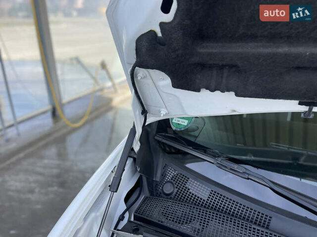 Рено Кенгу, объемом двигателя 1.5 л и пробегом 174 тыс. км за 12300 $, фото 46 на Automoto.ua