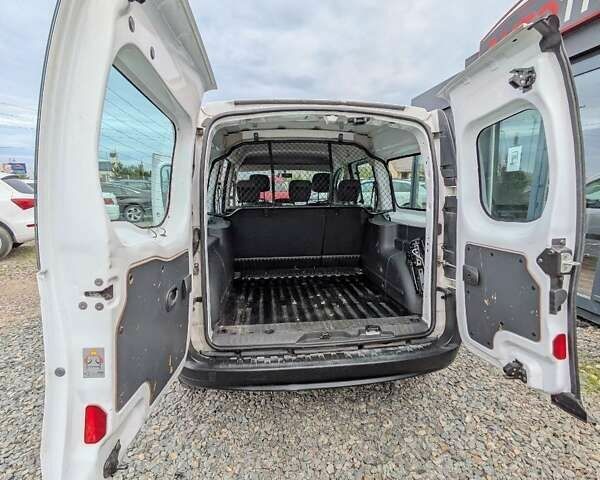Рено Кенгу, объемом двигателя 0 л и пробегом 266 тыс. км за 9700 $, фото 25 на Automoto.ua