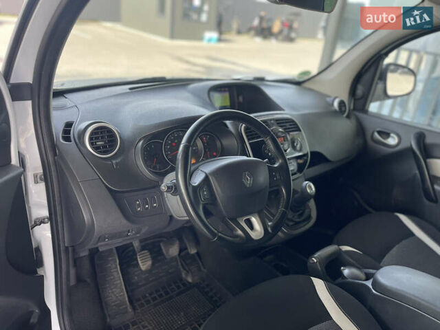 Рено Кенгу, объемом двигателя 1.5 л и пробегом 174 тыс. км за 12300 $, фото 26 на Automoto.ua