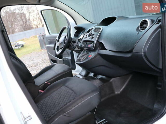 Рено Кенгу, объемом двигателя 0 л и пробегом 95 тыс. км за 8999 $, фото 30 на Automoto.ua