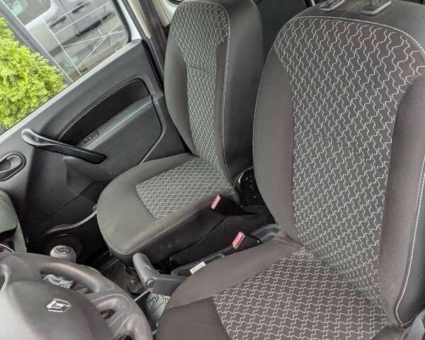 Рено Кенгу, объемом двигателя 0 л и пробегом 266 тыс. км за 9700 $, фото 20 на Automoto.ua