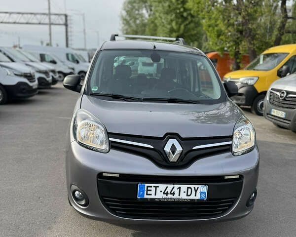 Рено Кенгу, объемом двигателя 1.2 л и пробегом 155 тыс. км за 13500 $, фото 2 на Automoto.ua