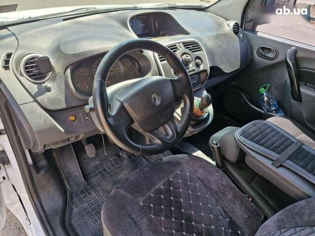 Рено Кенгу, объемом двигателя 1.5 л и пробегом 332 тыс. км за 7799 $, фото 13 на Automoto.ua