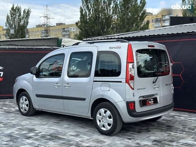 Рено Кенгу, объемом двигателя 1.5 л и пробегом 171 тыс. км за 12800 $, фото 9 на Automoto.ua