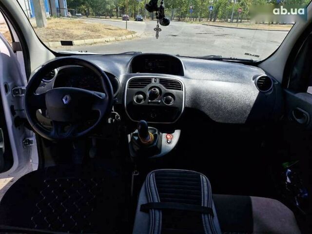 Рено Кенгу, объемом двигателя 1.5 л и пробегом 332 тыс. км за 7799 $, фото 20 на Automoto.ua