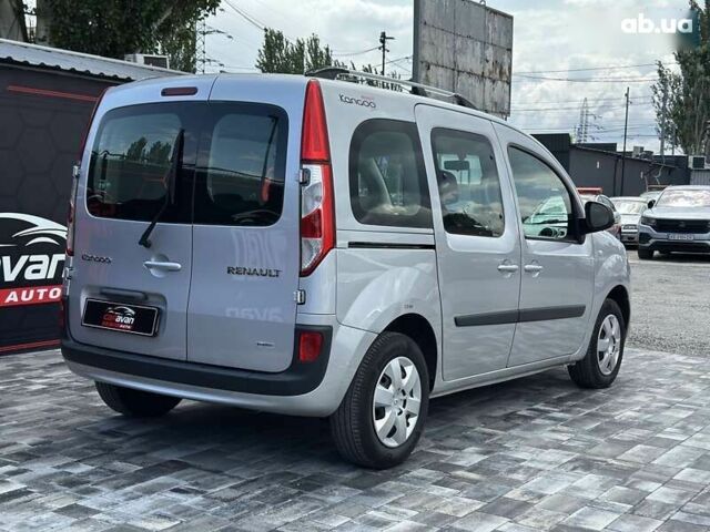 Рено Кенгу, объемом двигателя 1.5 л и пробегом 171 тыс. км за 12800 $, фото 19 на Automoto.ua