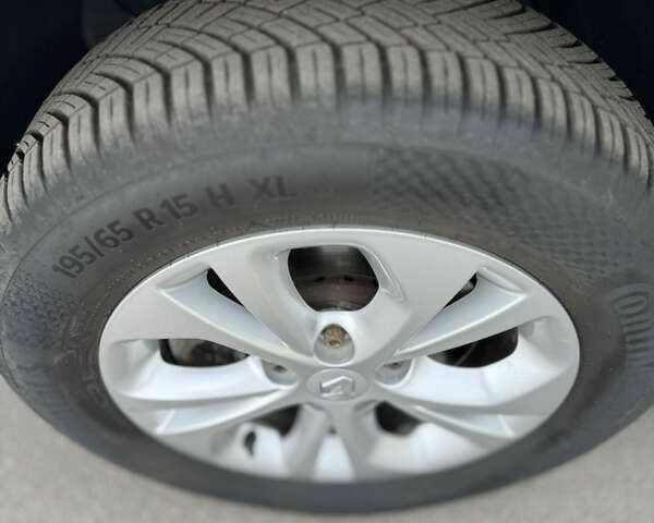 Рено Кенгу, объемом двигателя 1.2 л и пробегом 155 тыс. км за 13500 $, фото 23 на Automoto.ua
