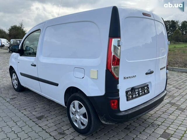 Рено Кенгу 2017 в Львове на Automoto.ua Рено Кенгу, объемом двигателя 0 л и пробегом 36 тыс. км за 9990 $, фото 4 на Automoto.ua