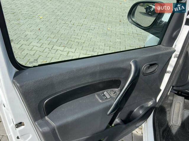 Рено Кєнгу, об'ємом двигуна 0 л та пробігом 110 тис. км за 13500 $, фото 29 на Automoto.ua