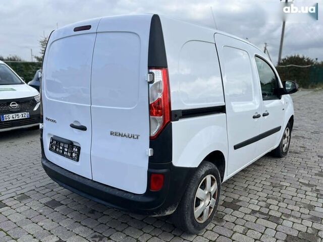 Рено Кенгу 2017 в Львове на Automoto.ua Рено Кенгу, объемом двигателя 0 л и пробегом 36 тыс. км за 9990 $, фото 2 на Automoto.ua