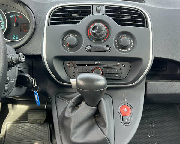 Рено Кєнгу, об'ємом двигуна 0 л та пробігом 110 тис. км за 13500 $, фото 25 на Automoto.ua