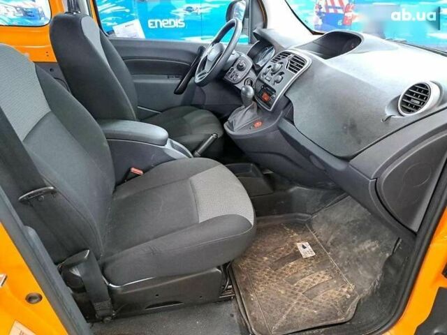 Рено Кенгу, объемом двигателя 0 л и пробегом 30 тыс. км за 11955 $, фото 6 на Automoto.ua