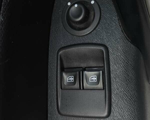 Рено Кенгу 2018 в Луцке на Automoto.ua Рено Кенгу, объемом двигателя 0 л и пробегом 51 тыс. км за 10700 $, фото 16 на Automoto.ua