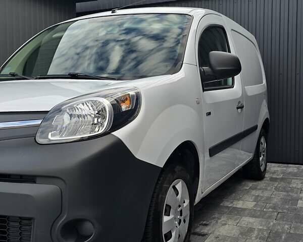 Рено Кенгу 2018 в Луцке на Automoto.ua Рено Кенгу, объемом двигателя 0 л и пробегом 51 тыс. км за 10700 $, фото 10 на Automoto.ua