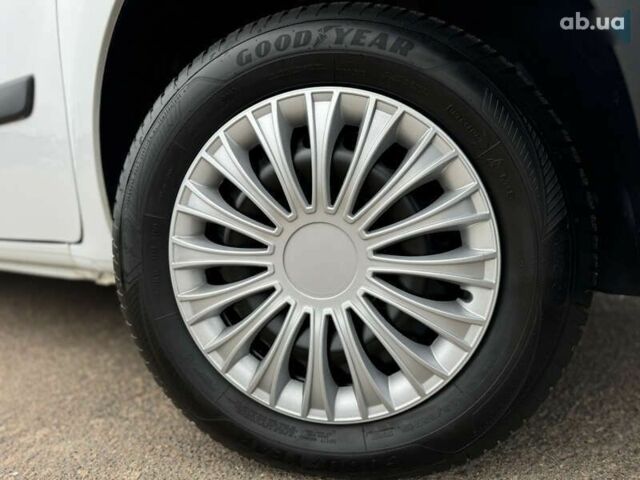 Рено Кєнгу, об'ємом двигуна 1.5 л та пробігом 71 тис. км за 14700 $, фото 24 на Automoto.ua