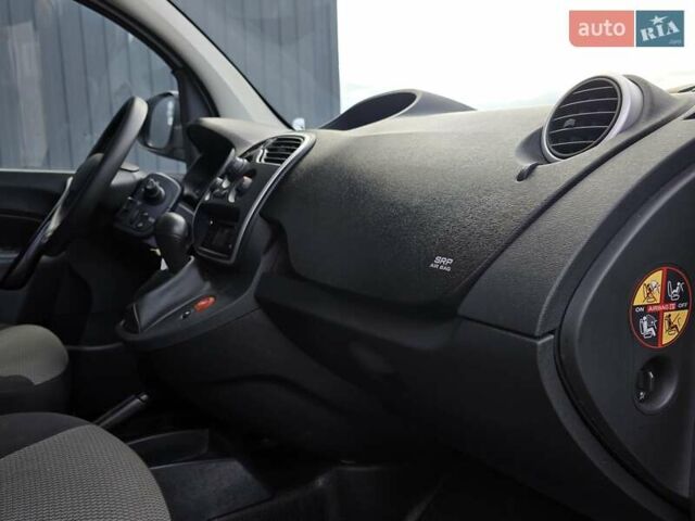 Рено Кенгу 2018 в Луцке на Automoto.ua Рено Кенгу, объемом двигателя 0 л и пробегом 51 тыс. км за 10700 $, фото 22 на Automoto.ua