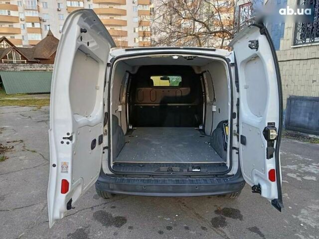 Рено Кенгу, объемом двигателя 0 л и пробегом 27 тыс. км за 13100 $, фото 1 на Automoto.ua