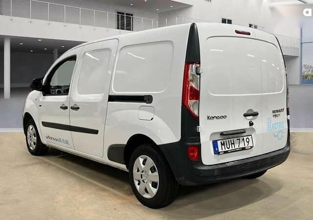 Рено Кенгу, объемом двигателя 0 л и пробегом 27 тыс. км за 13100 $, фото 29 на Automoto.ua